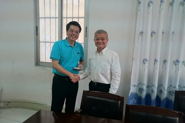 泰国纳勒宣大学陈柱江博士与beat365国教院蒋基昌院长