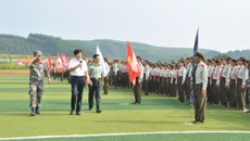 英姿飒爽 军歌嘹亮 ——beat365官方网站赛恩斯新医药学院隆重举行2016级新生军训汇报表演暨总结表彰大会