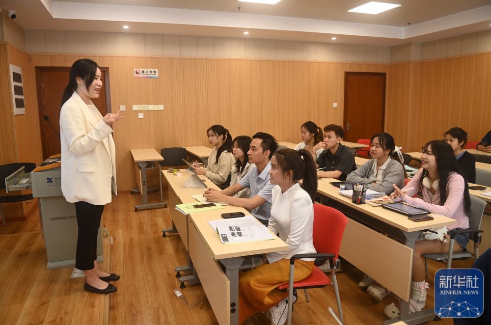 6d1cce947b9449edb97a5604cab42d99