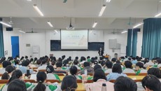 附属瑞康医院党委副书记王德胜为中西医临床医学专业学生开展职业规划专题讲座