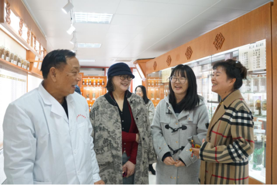 0124FFA6D966C9D7379A3CACEE437E01